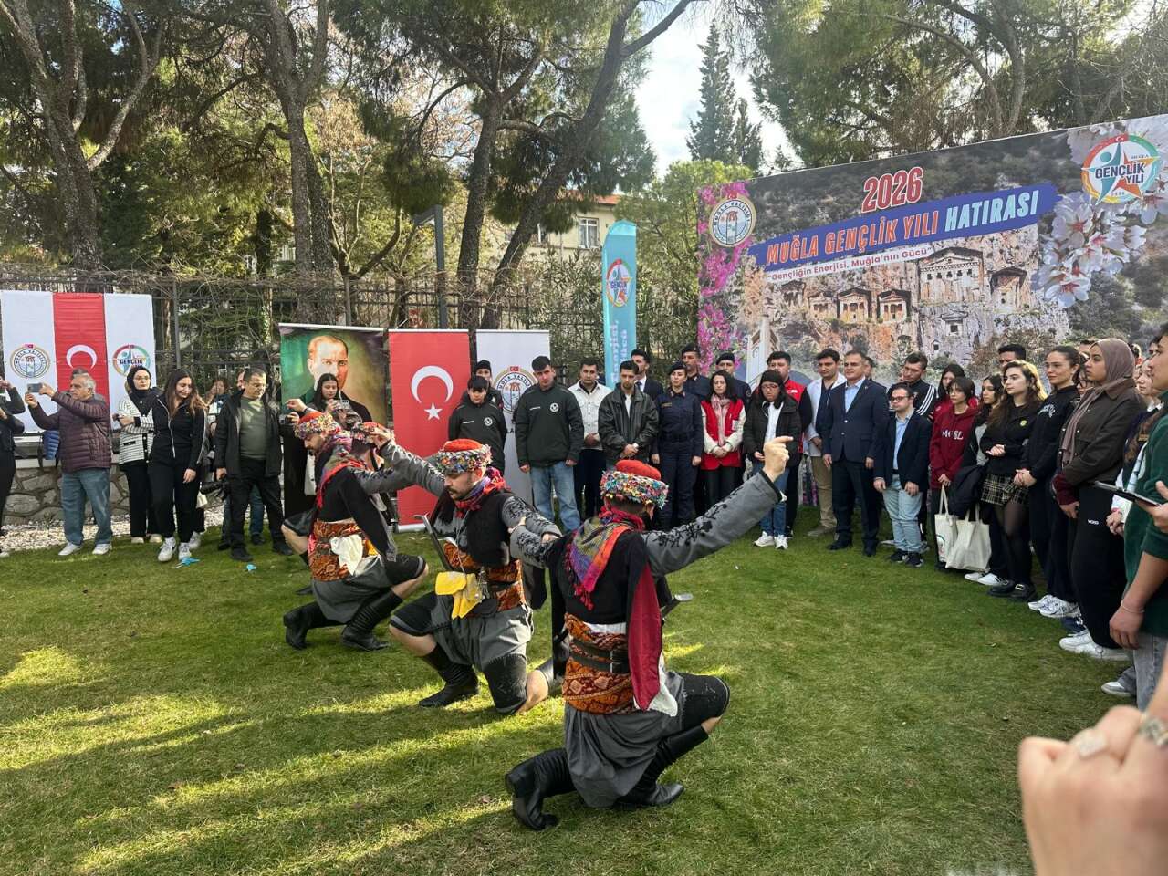 Muğla’da Gençliğin Yılı Başladı: Valilik Bahçesi Umut, Coşku ve Genç Seslerle Doldu 9
